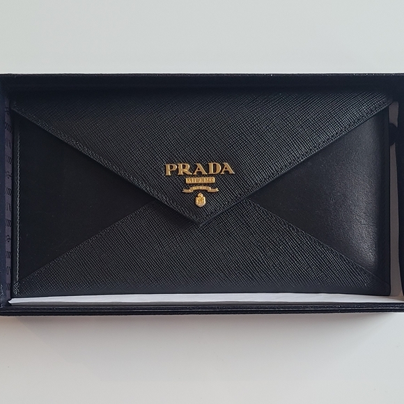 SOLD! Prada Saffiano Envelope Wallet Excellent Condition Black - Picture 1 of 8